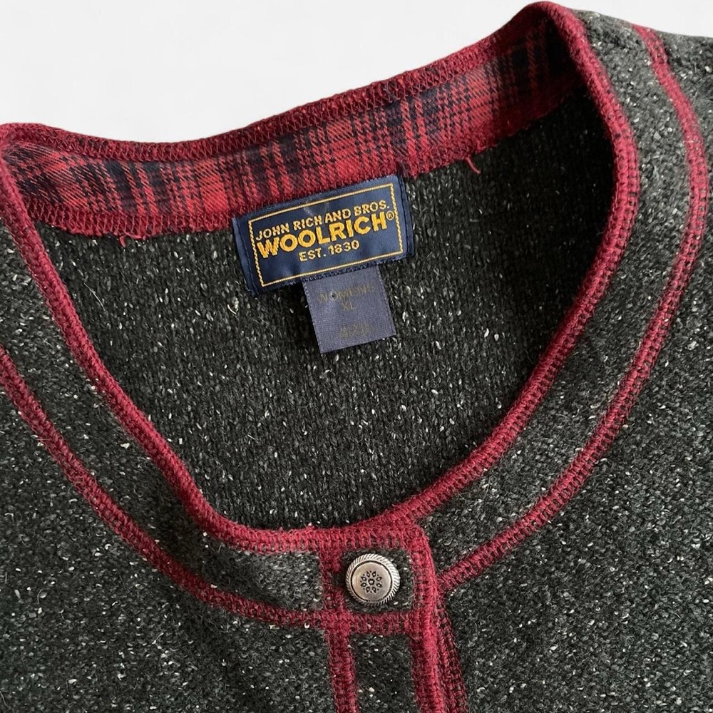 Vintage Woolrich Lambswool Silk Knit Christmas Scene Embroidered Sweater Vest XL - Picture 3 of 7